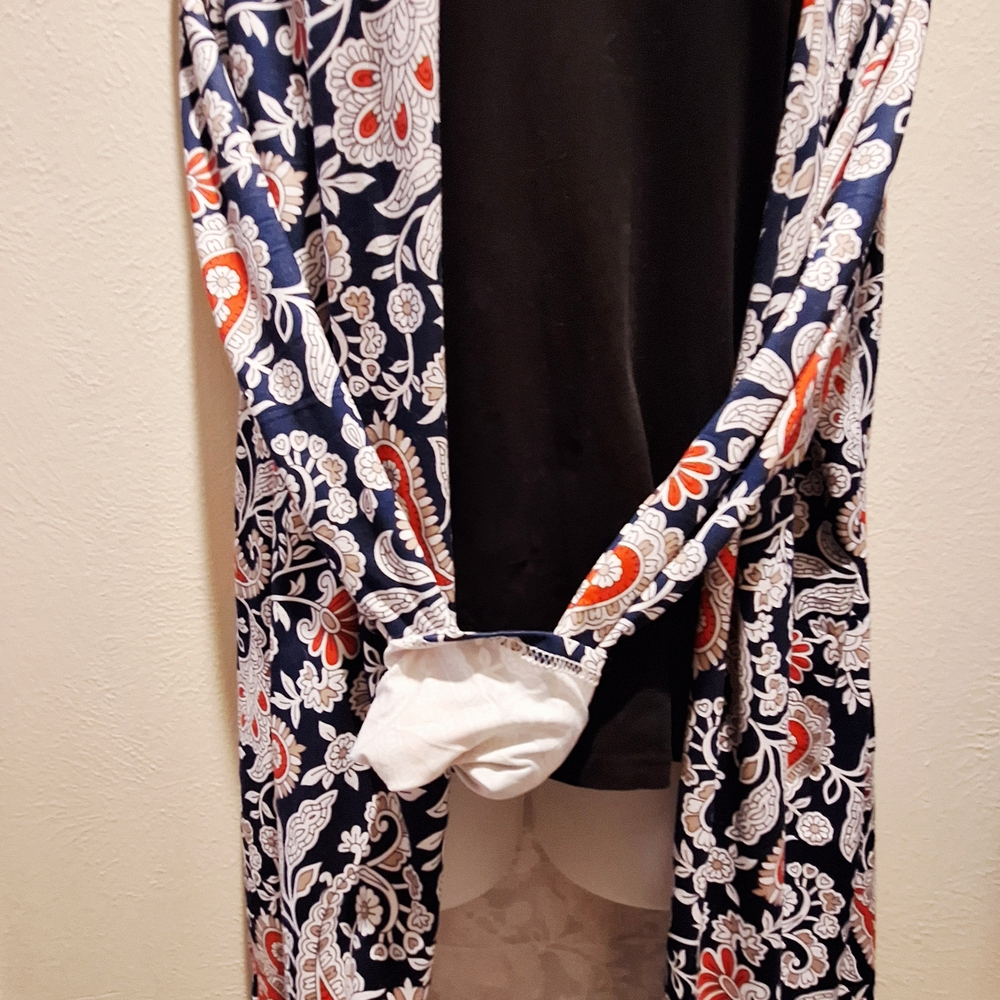 Floral Patterned Kimono